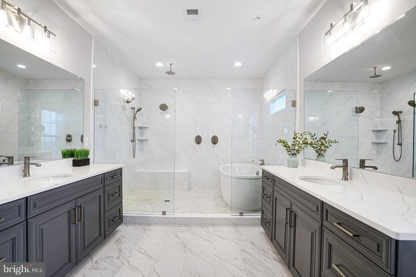 600 Halsey Way photo 29