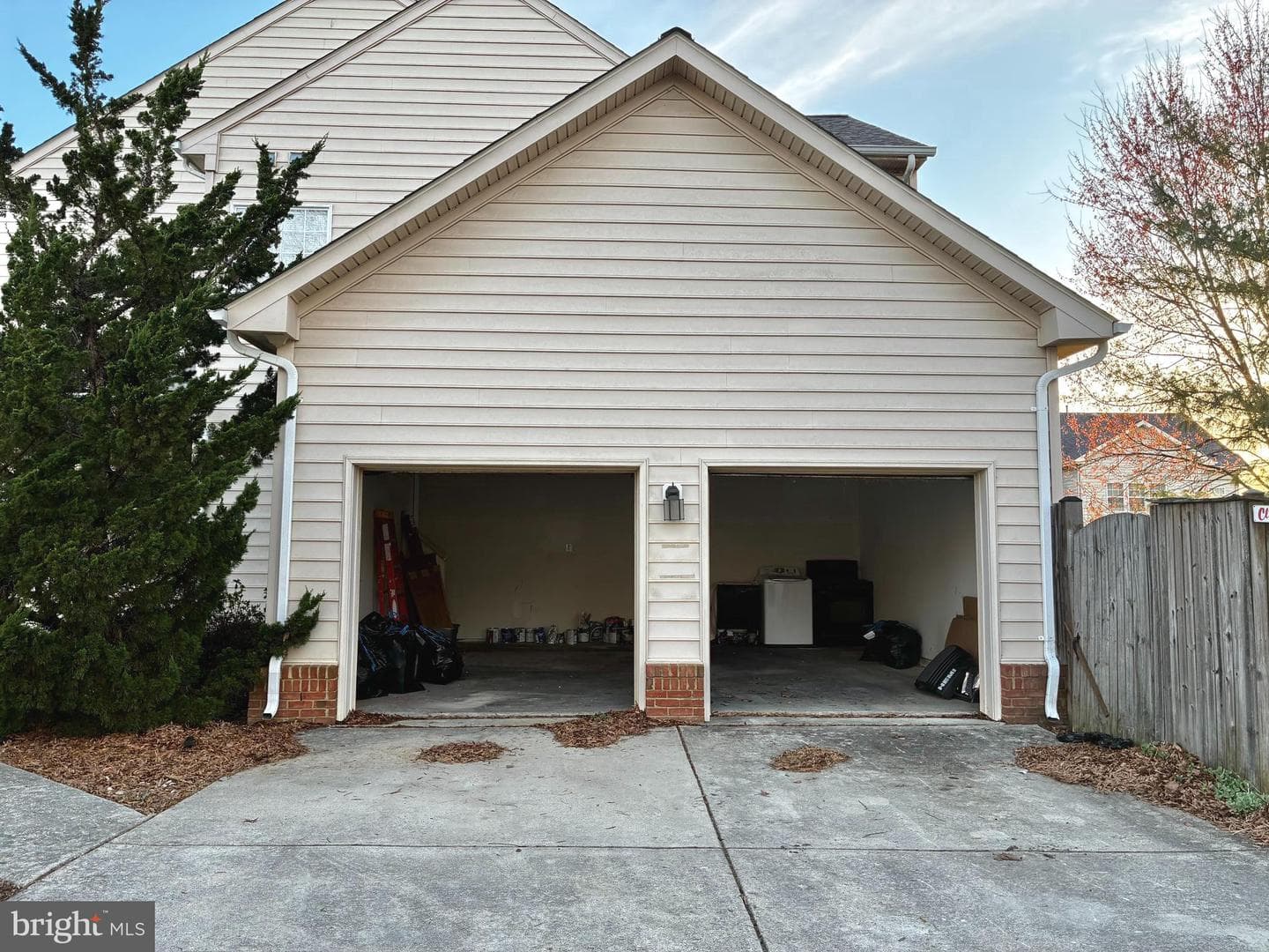 14301 Lightfoot Street photo 28
