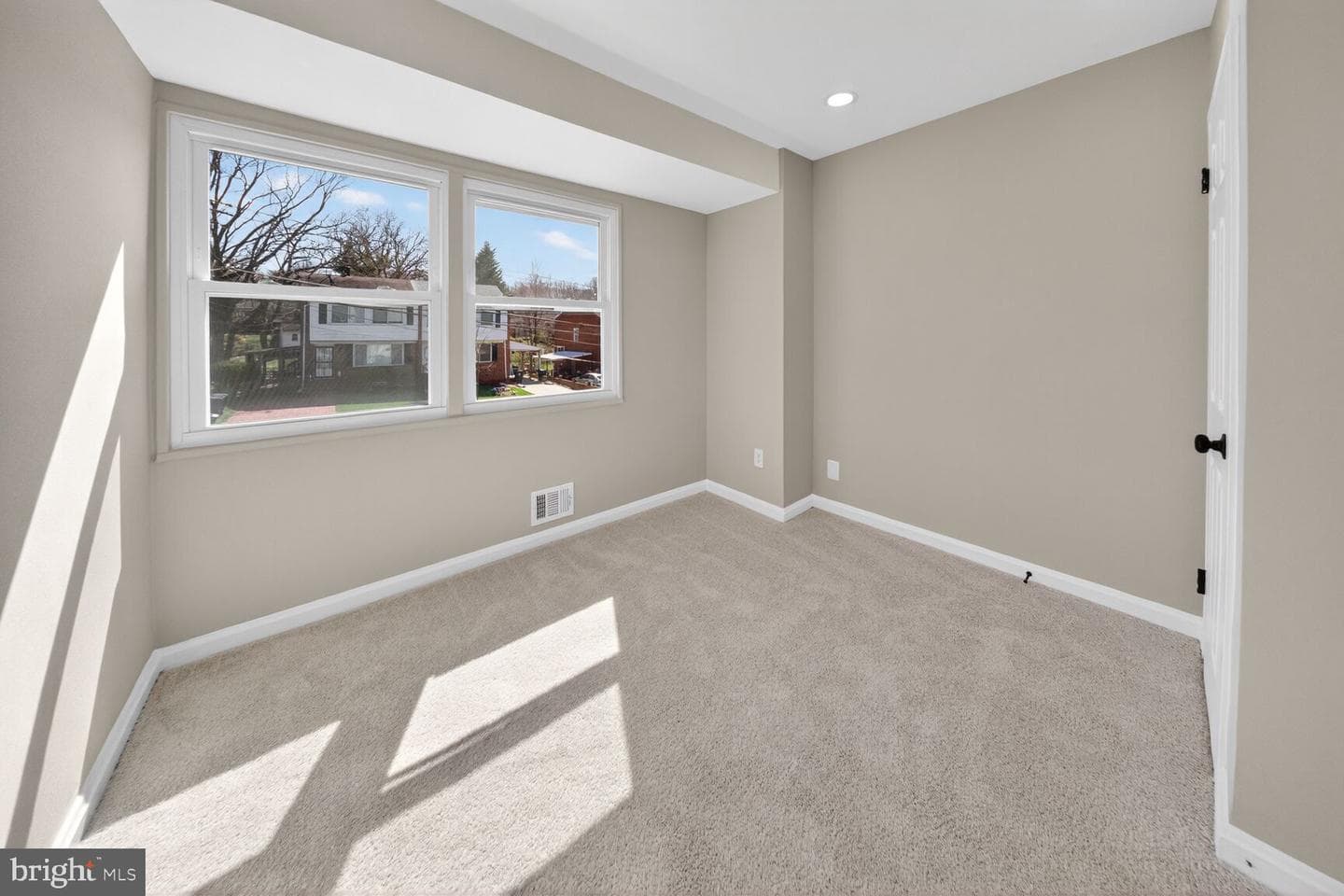 2220 Afton Street photo 8
