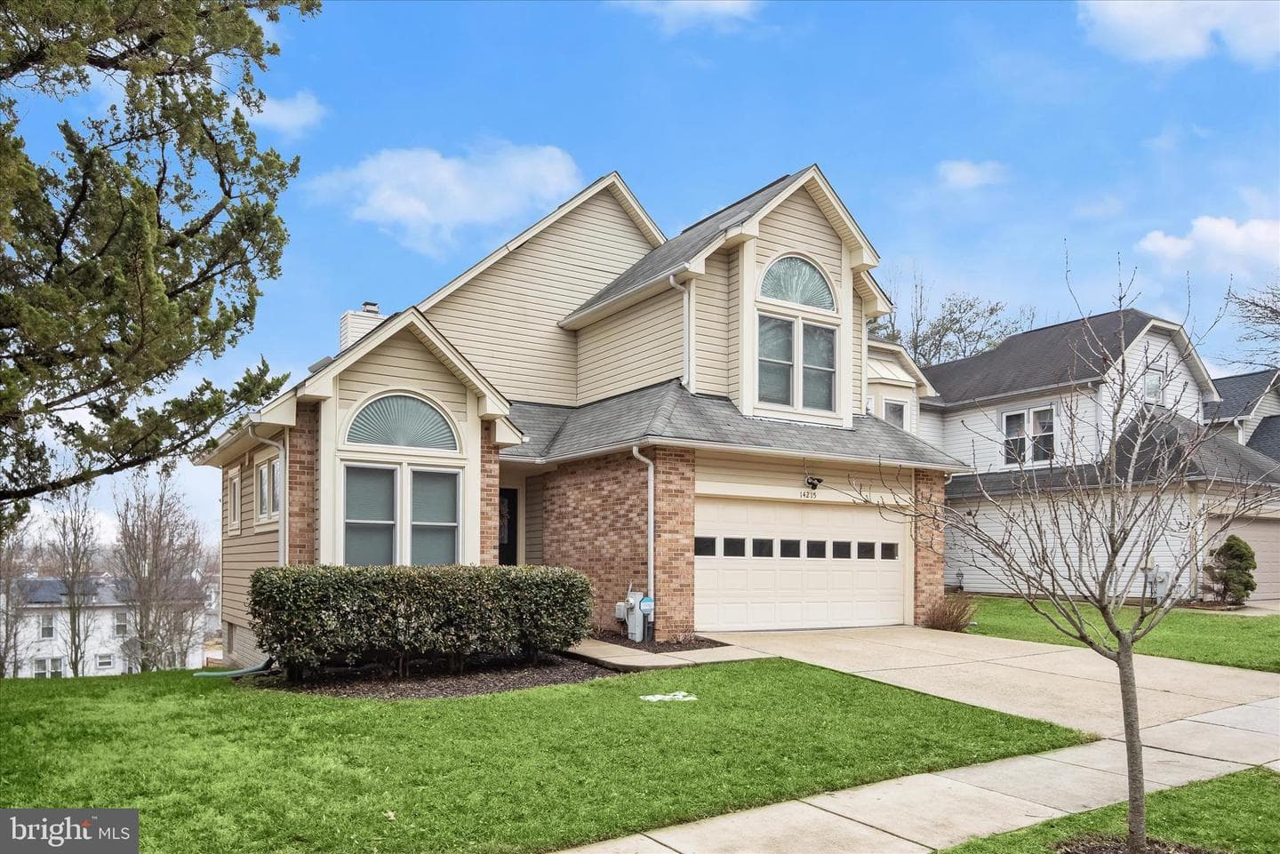 14215 Summit Lane