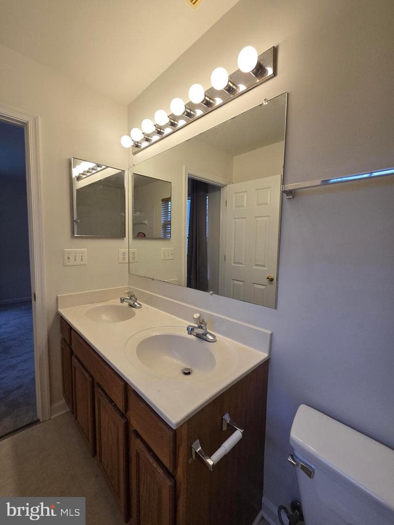 4316 Reverend Eversfield Court photo 46