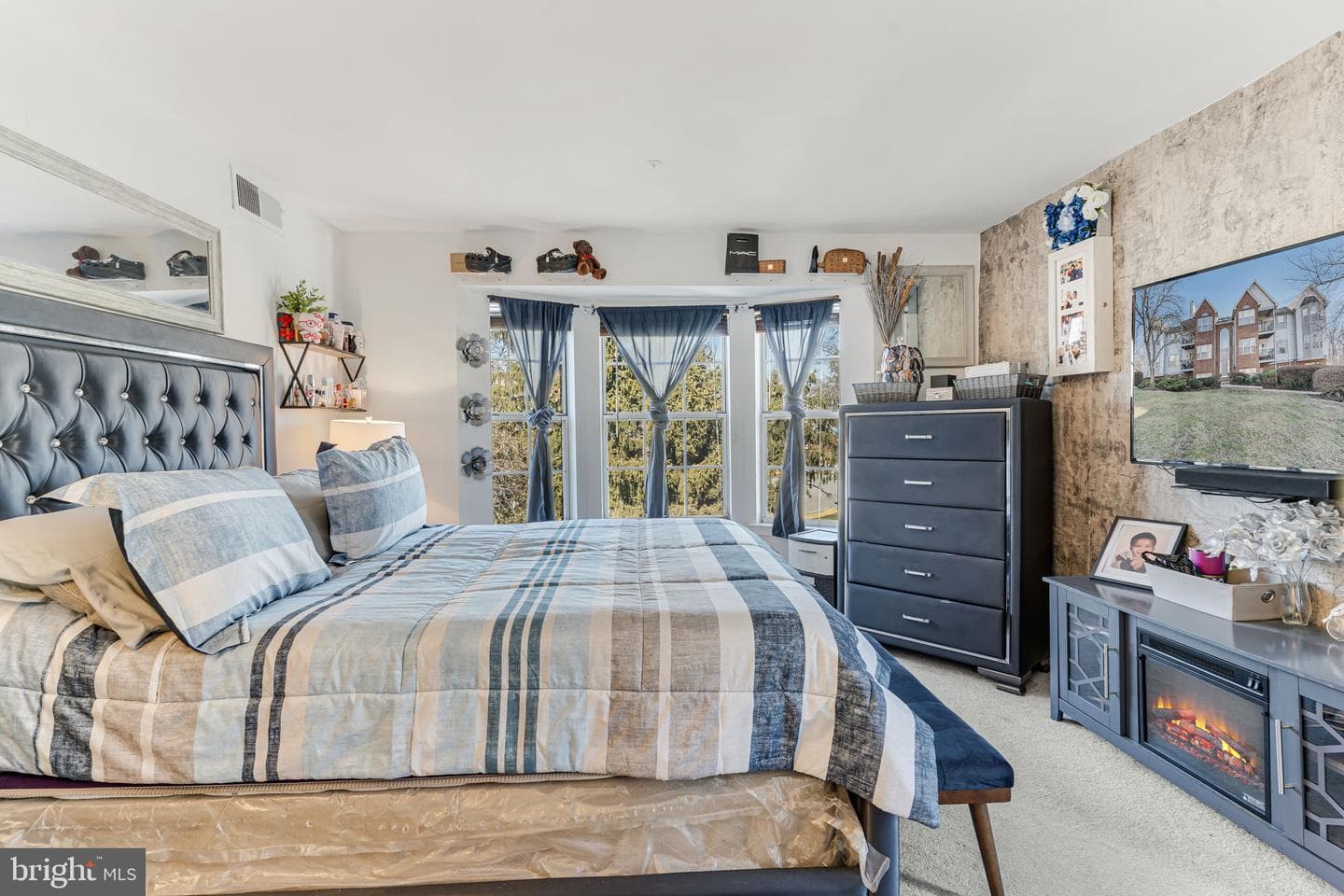 2051 Alice Avenue #2051-301 photo 22