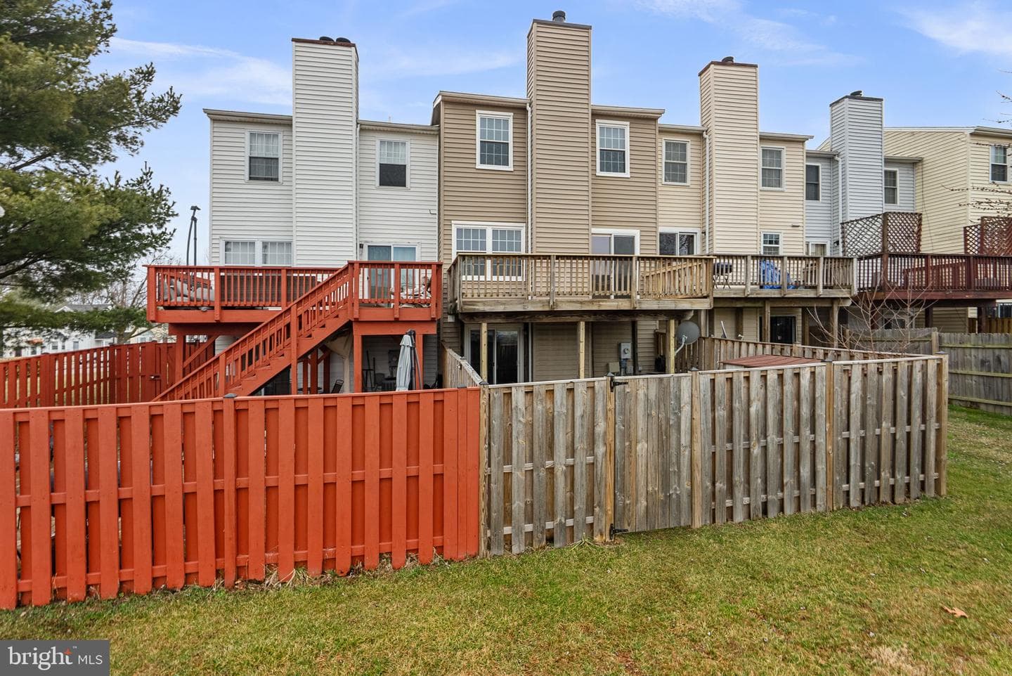 10637 Campus Way S photo 35