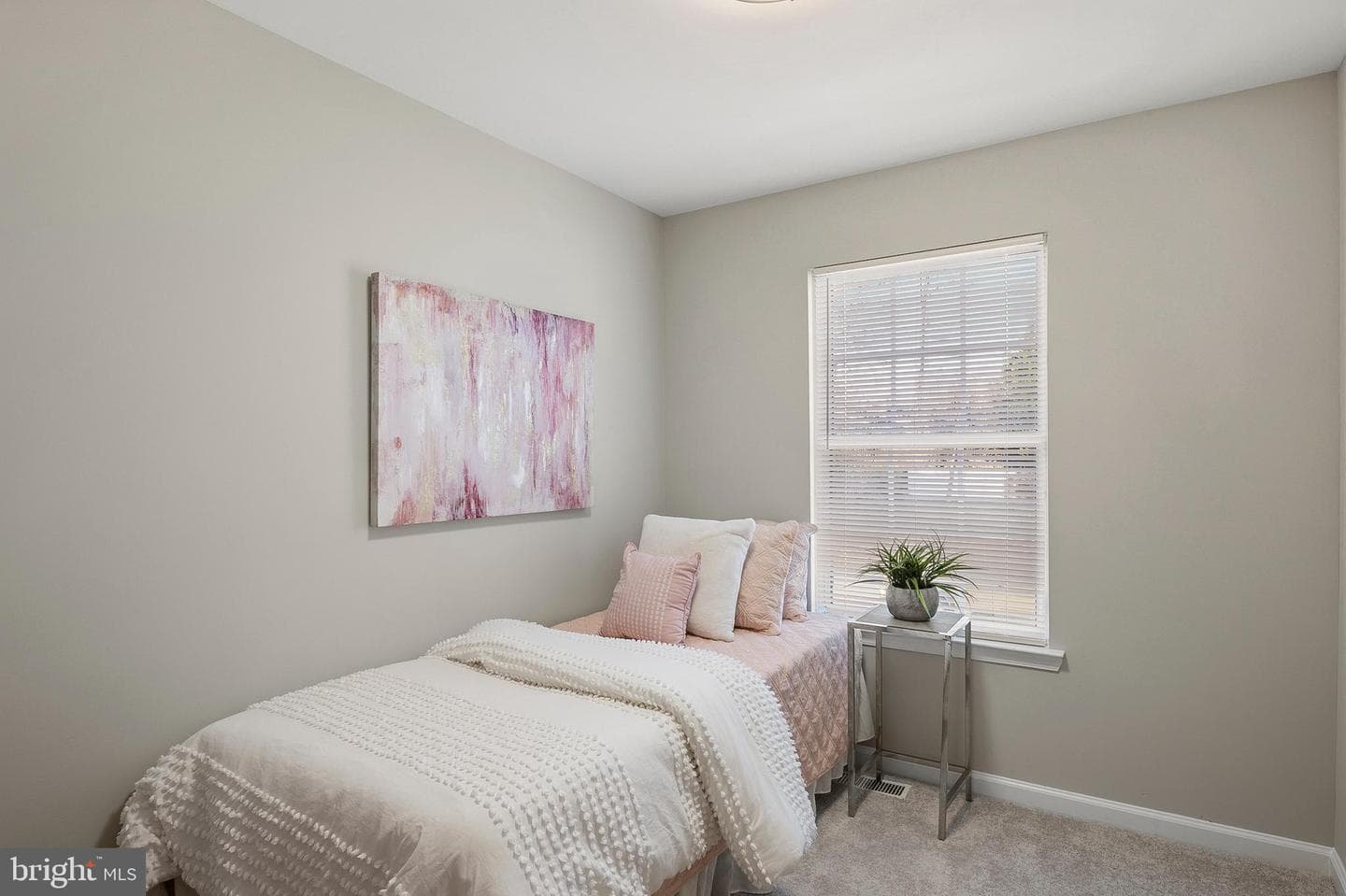 5005 Apache Street photo 15