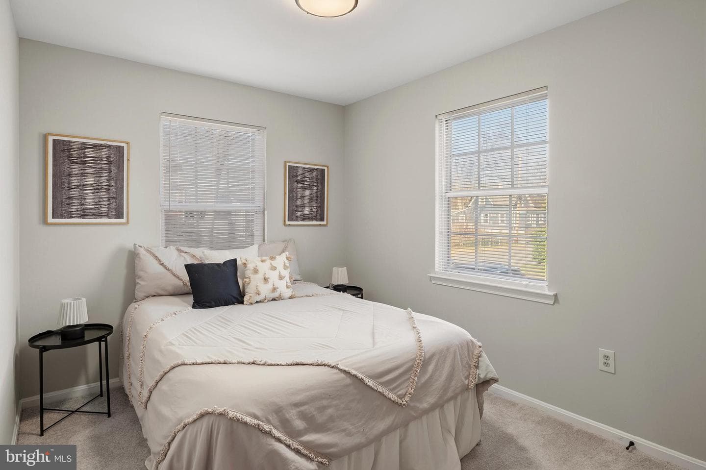 5005 Apache Street photo 16