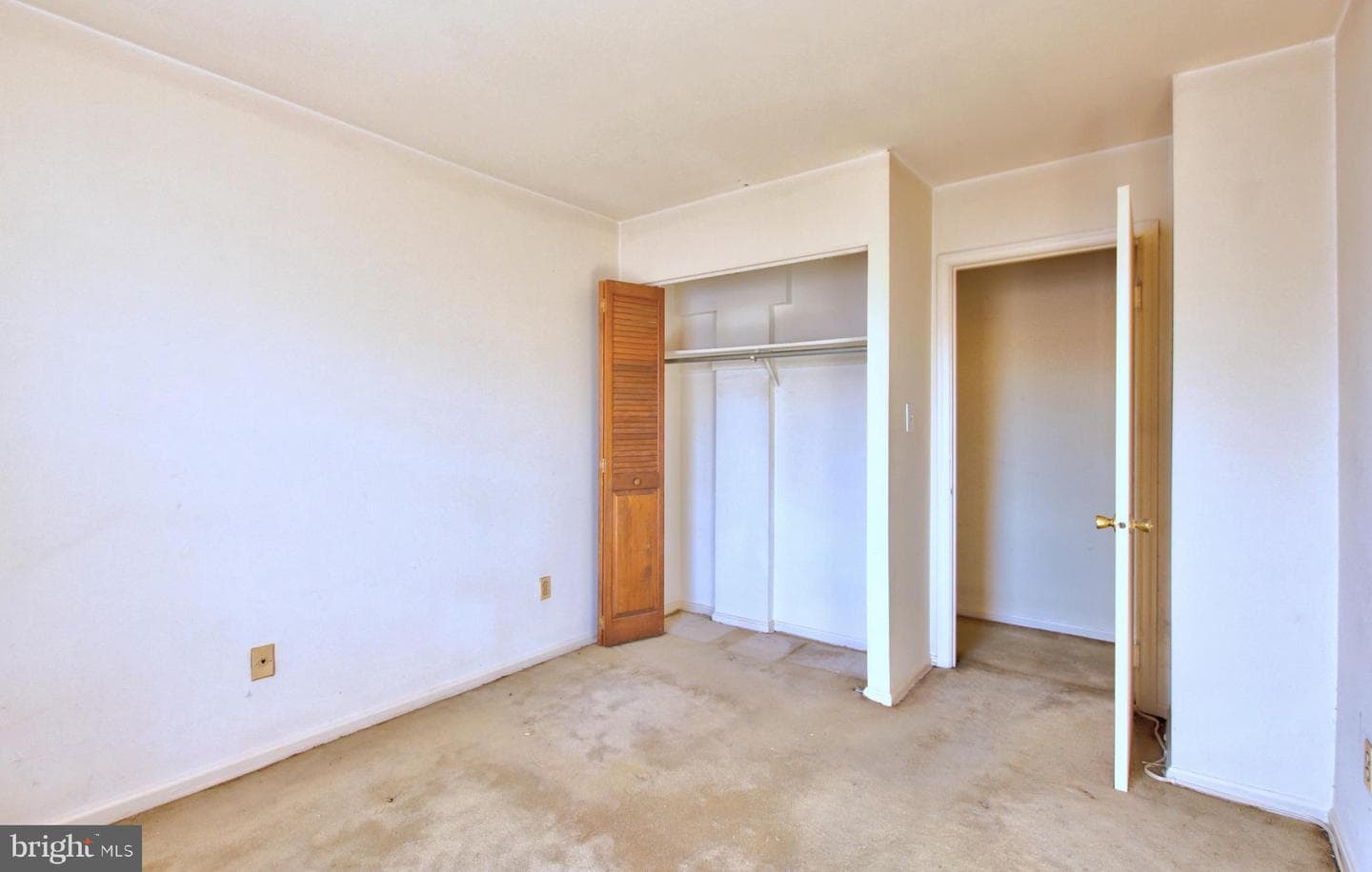 7856 Lakecrest Drive photo 14