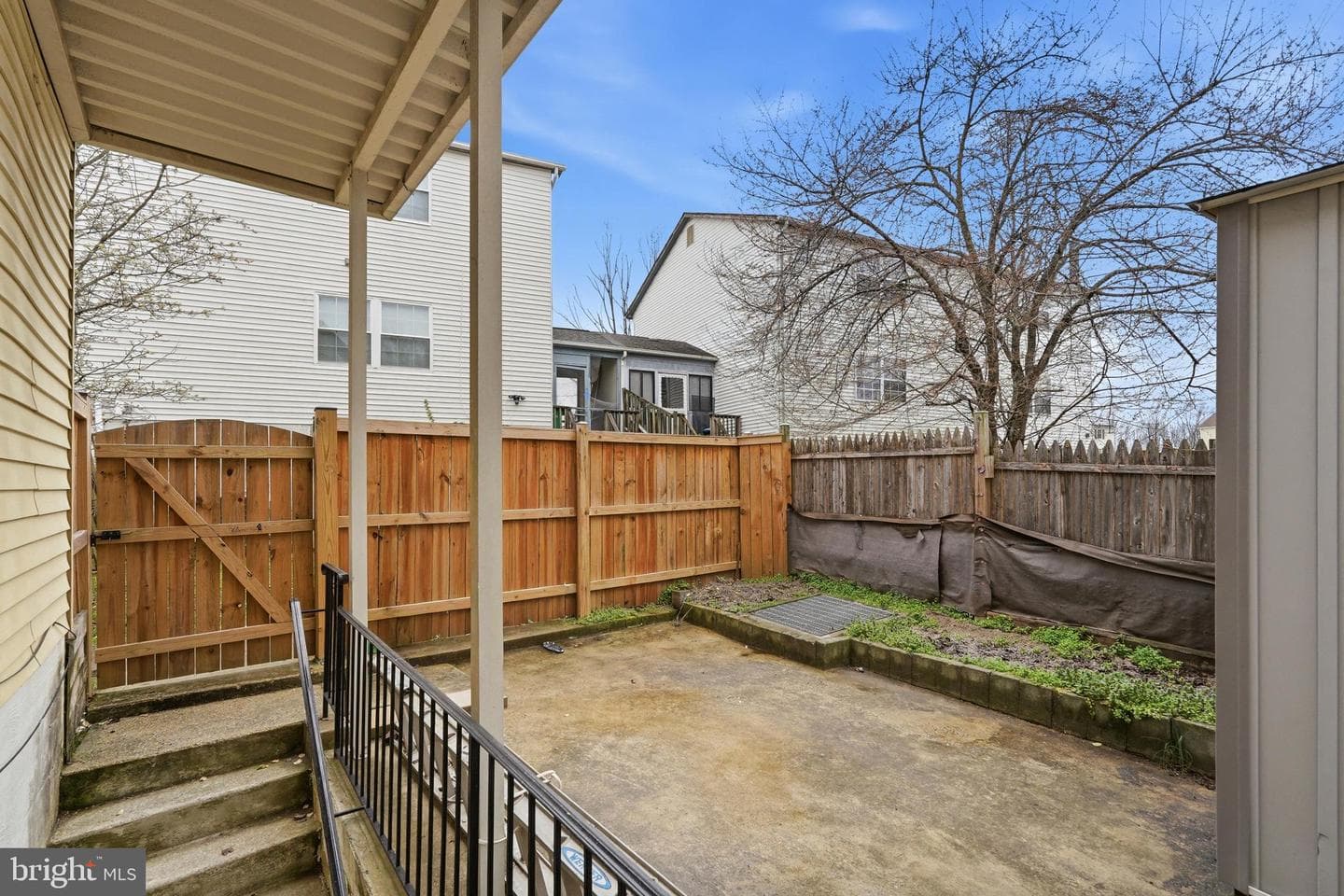 2923 North Grove photo 36