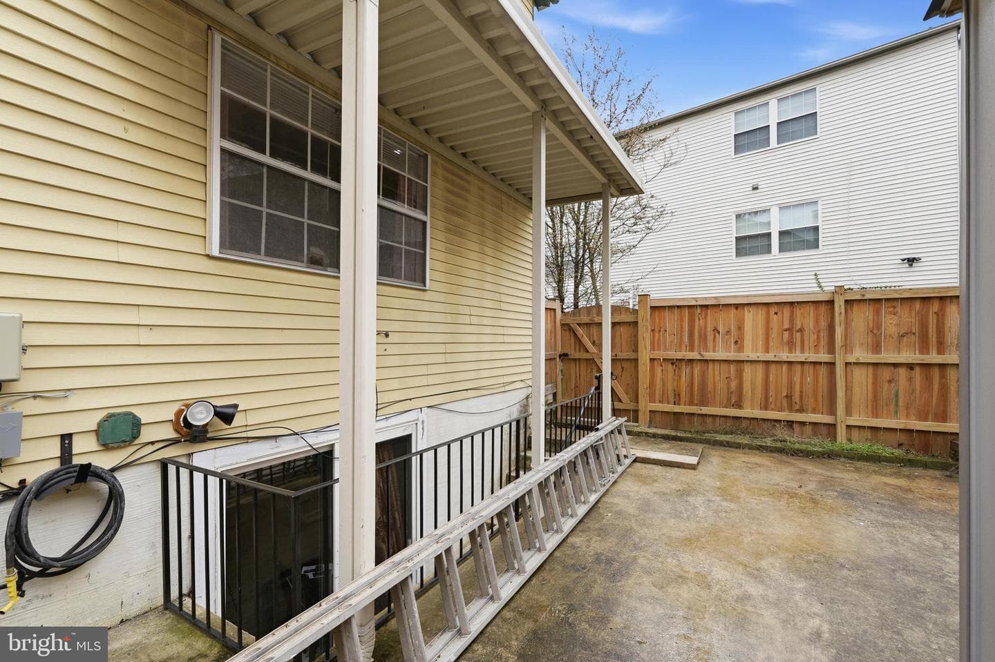 2923 North Grove photo 37