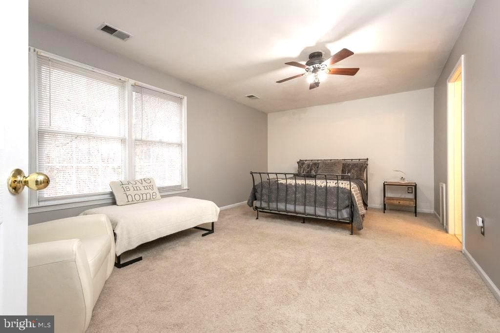 16000 Pennsbury Drive photo 18