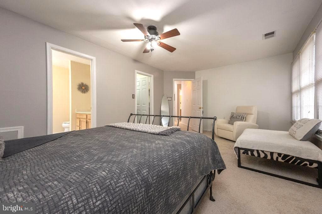 16000 Pennsbury Drive photo 19