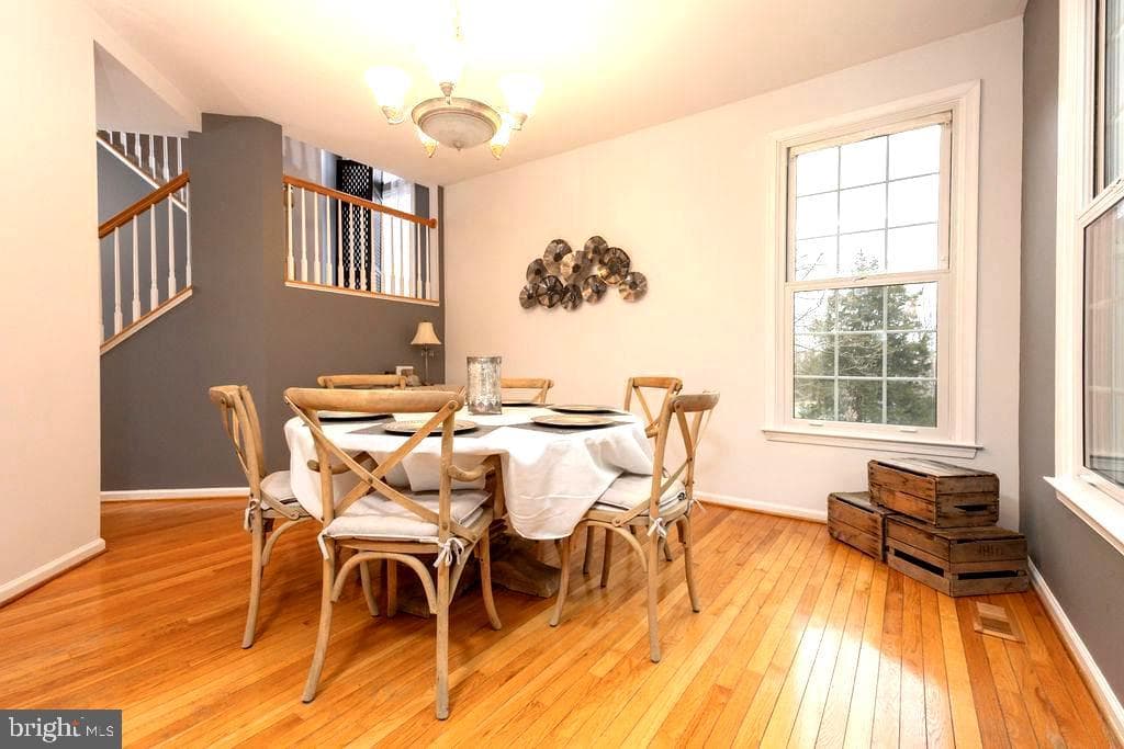 16000 Pennsbury Drive photo 7