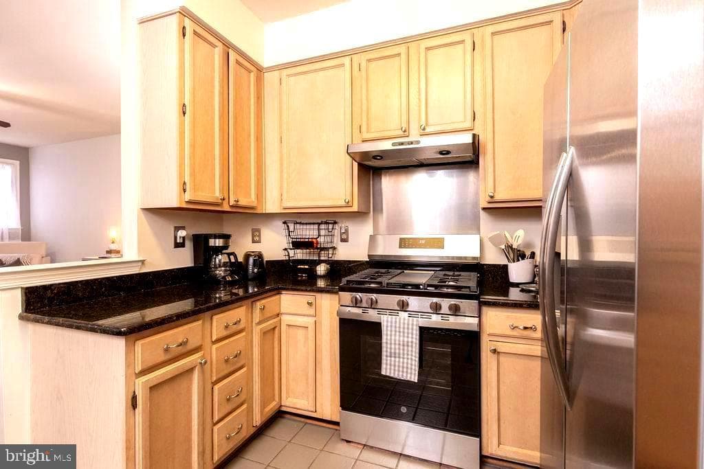16000 Pennsbury Drive photo 8