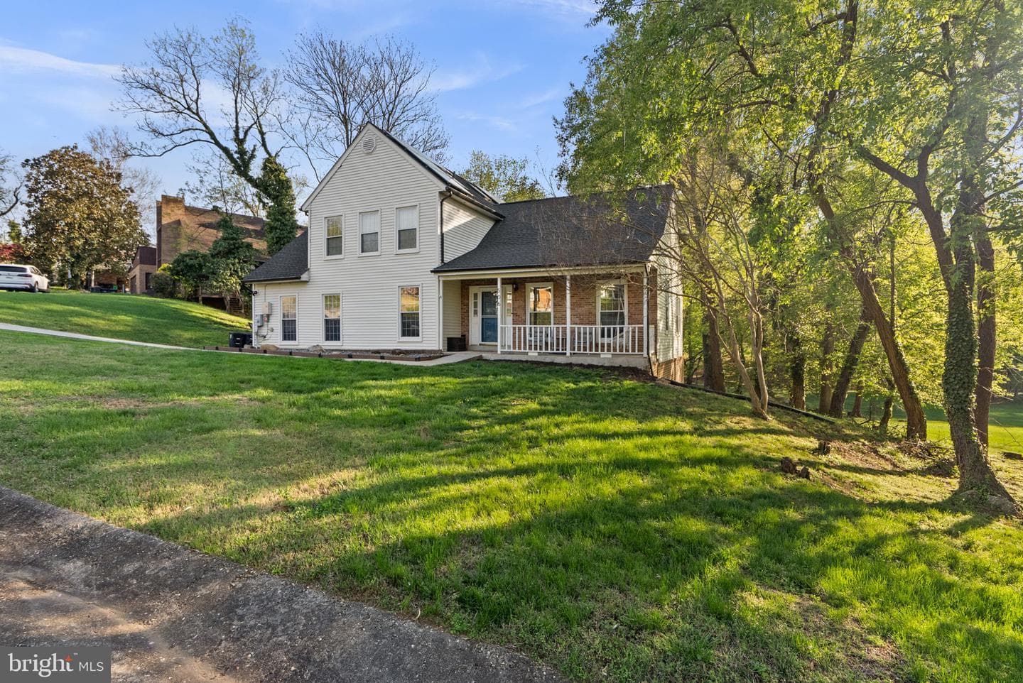 506 Rosier Road photo 2