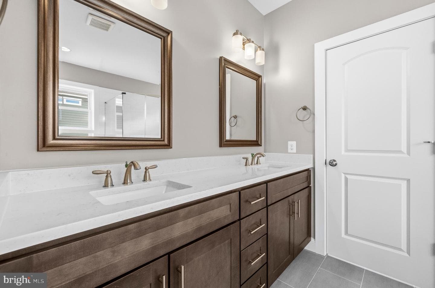 5807 Beecher Street photo 31