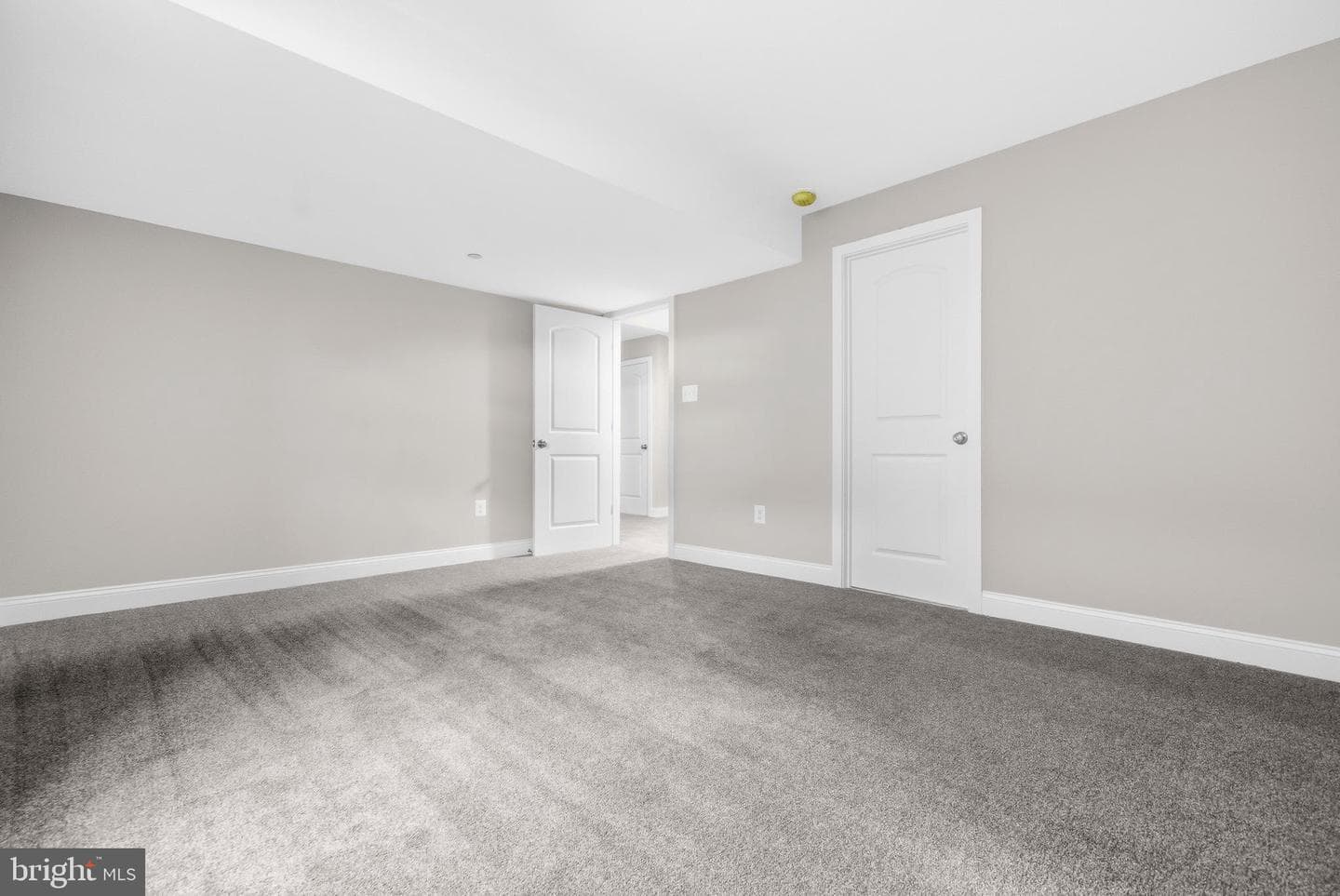 5807 Beecher Street photo 44