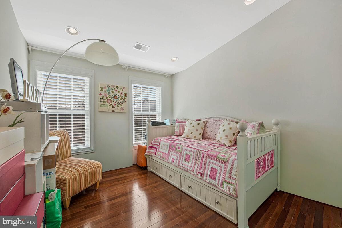 4248 Chariot Way photo 21