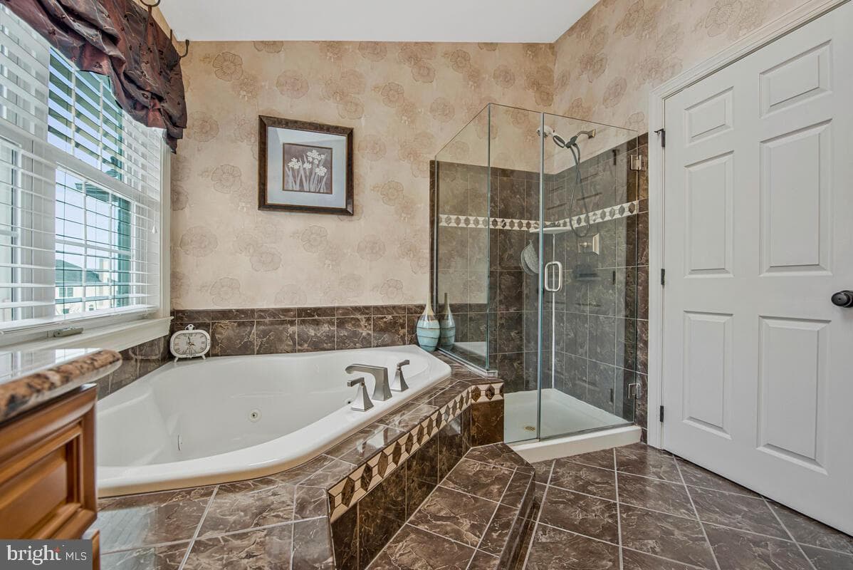 4248 Chariot Way photo 30