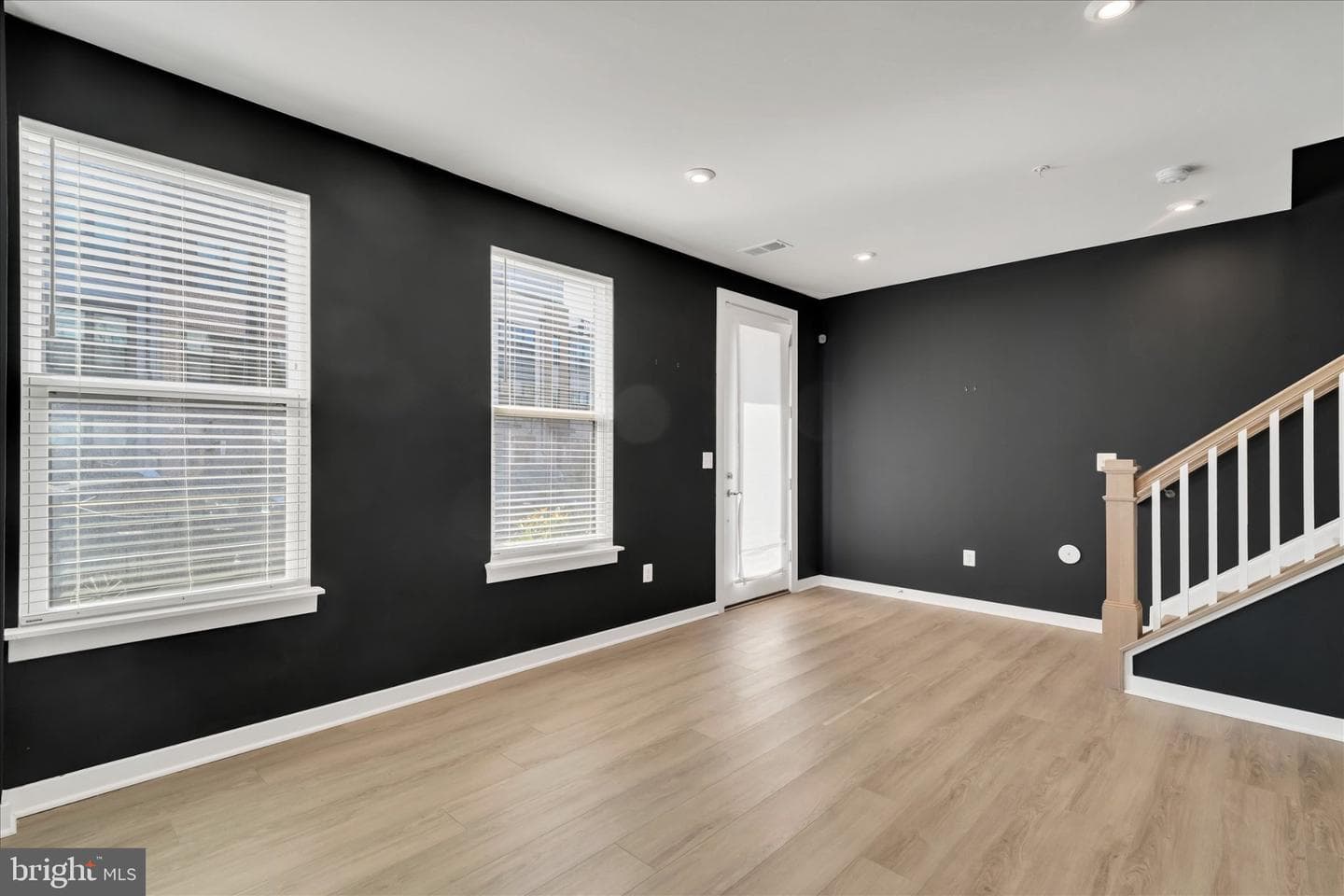 5610 Hyattsville Drive photo 32