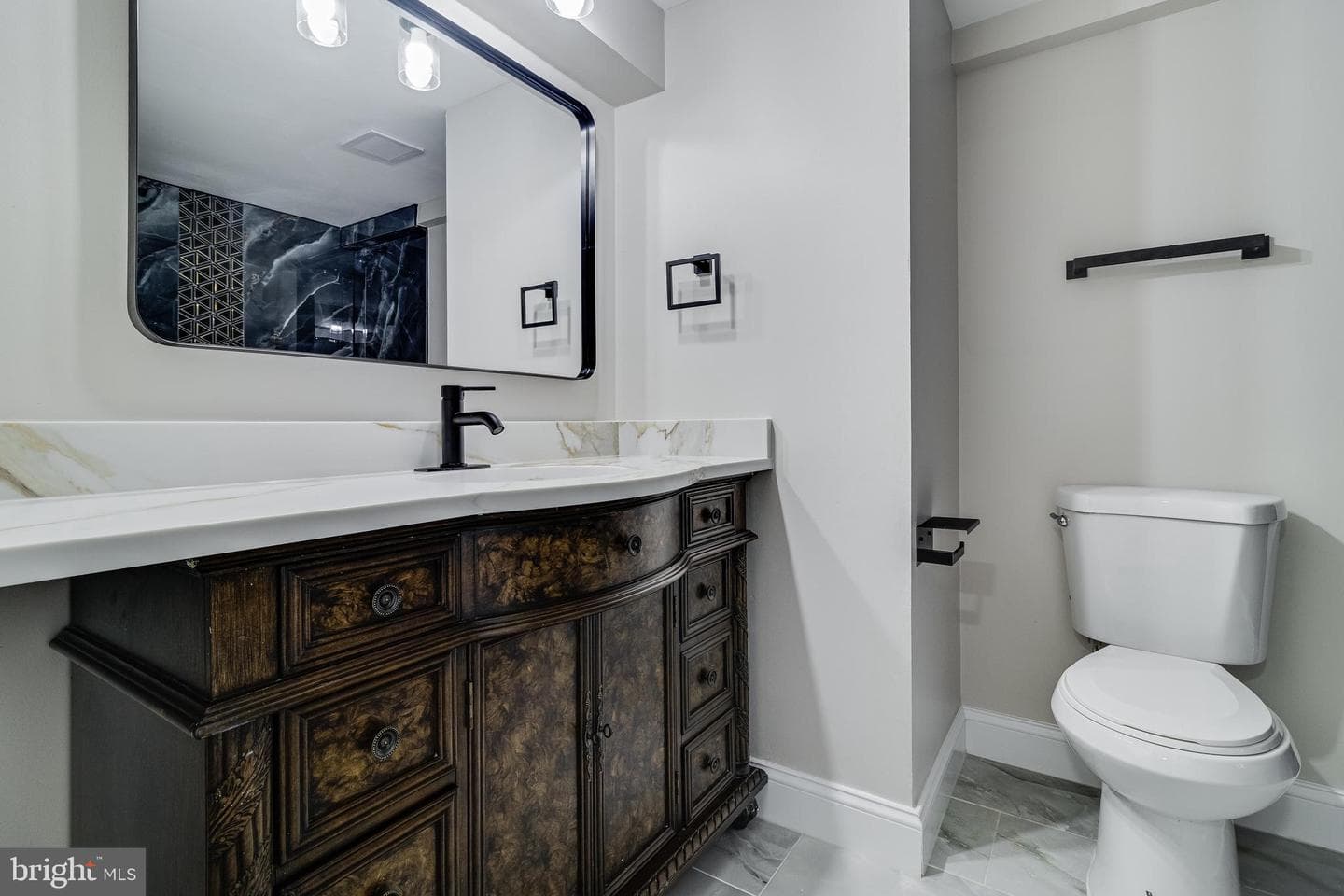11006 Tyrone Drive photo 26