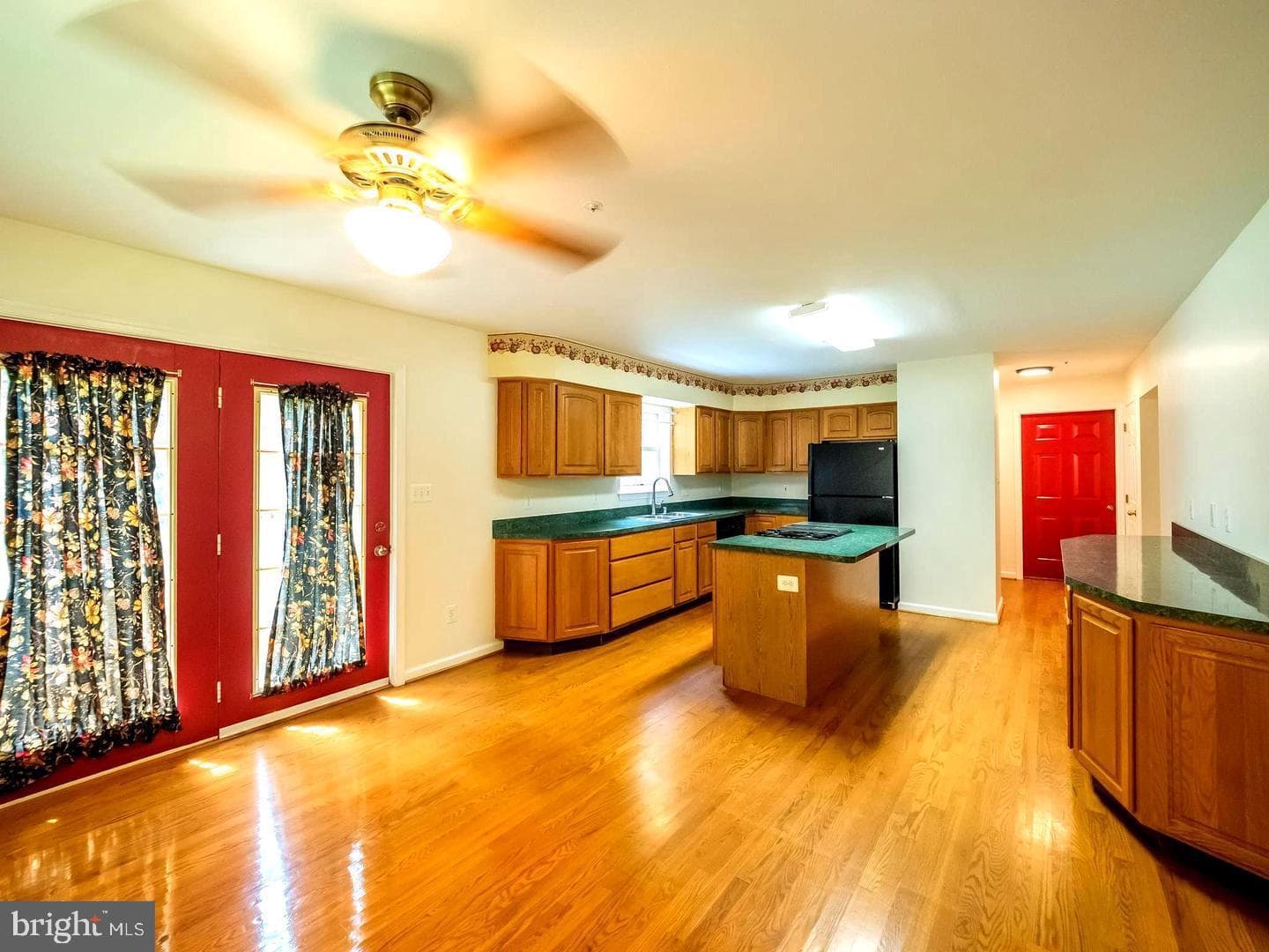 7701 Croom Road photo 22