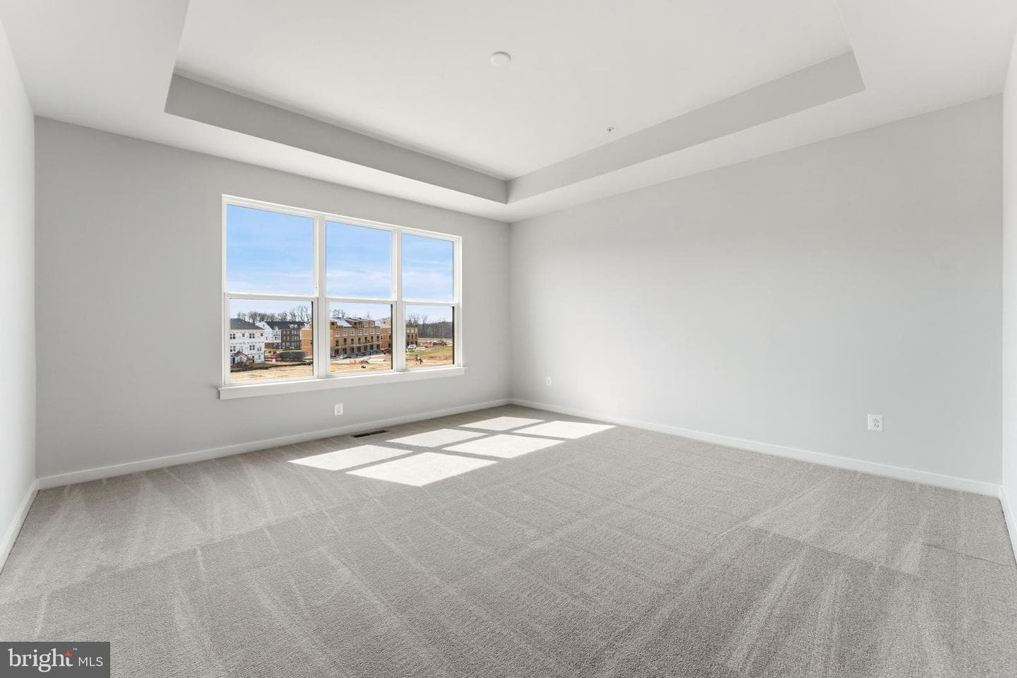 125 Summit Point Boulevard #13-J photo 10