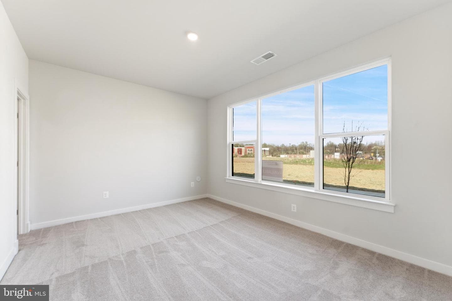 125 Summit Point Boulevard #13-J photo 16