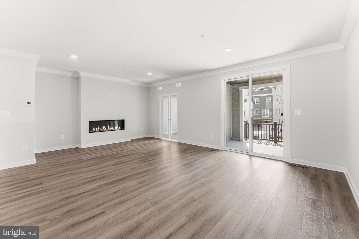 125 Summit Point Boulevard #13-J photo 6