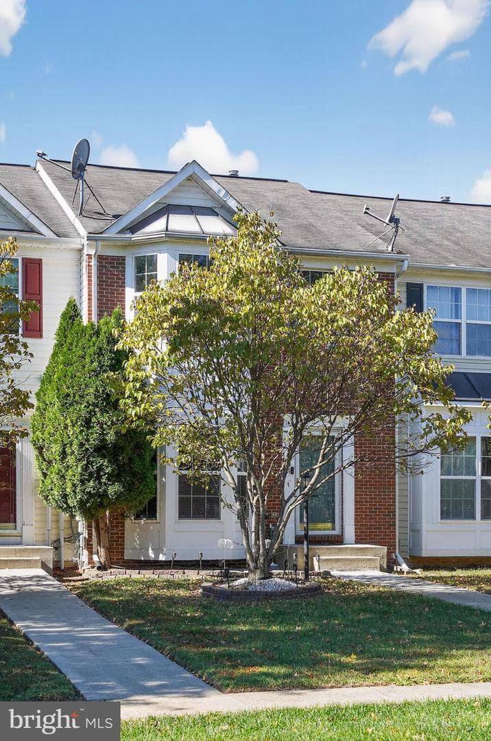 15409 Wylie Road photo 3