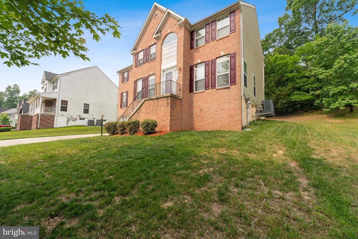 10103 Rolling Green Way photo 3