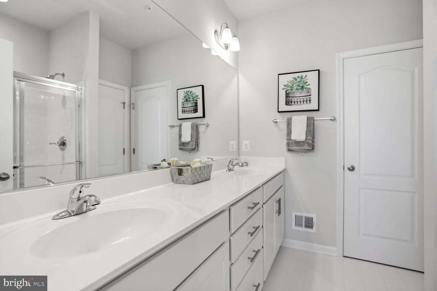 Homesite V87 Laleh Way photo 11