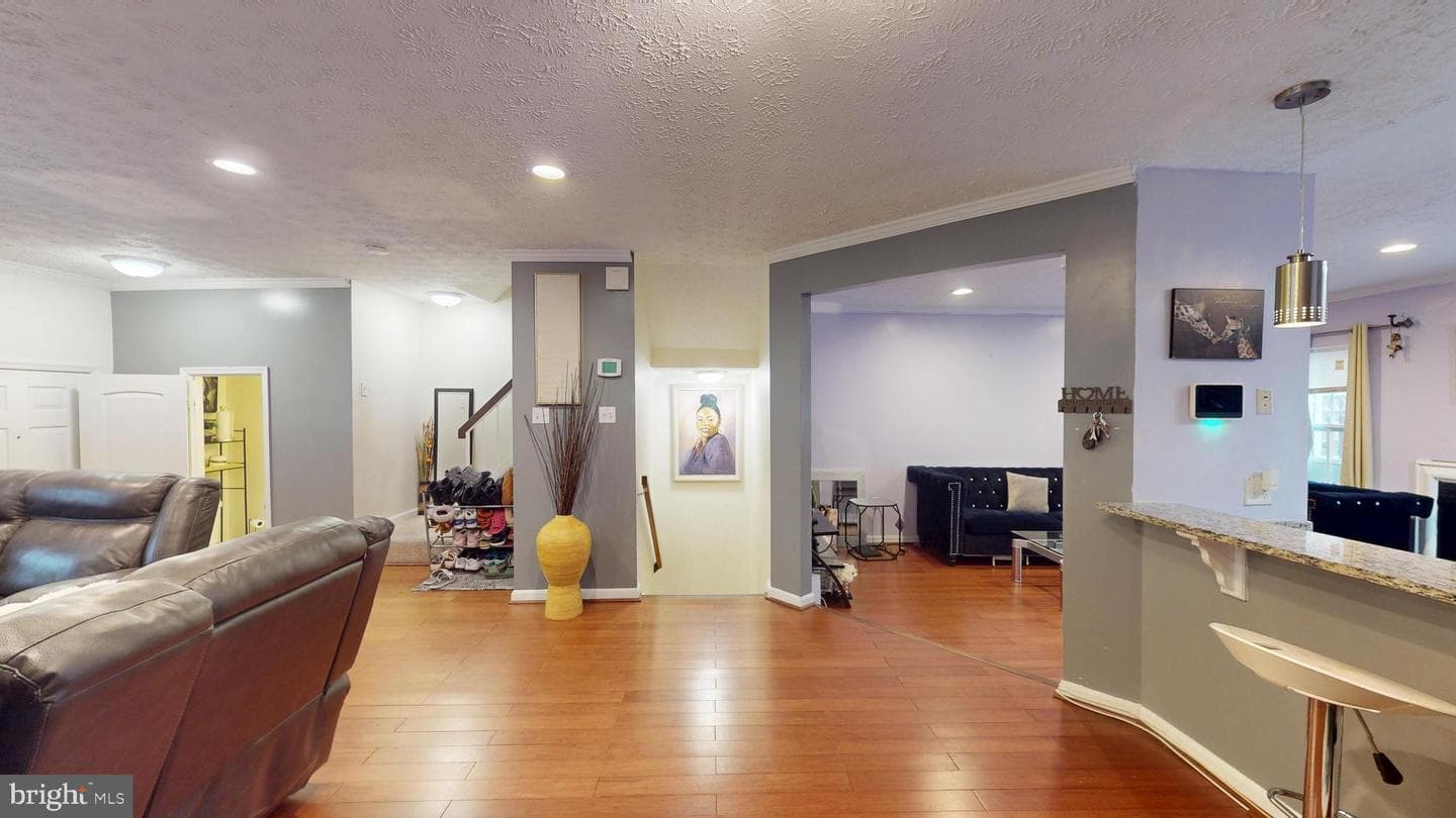 14516 Mayfair Drive photo 6