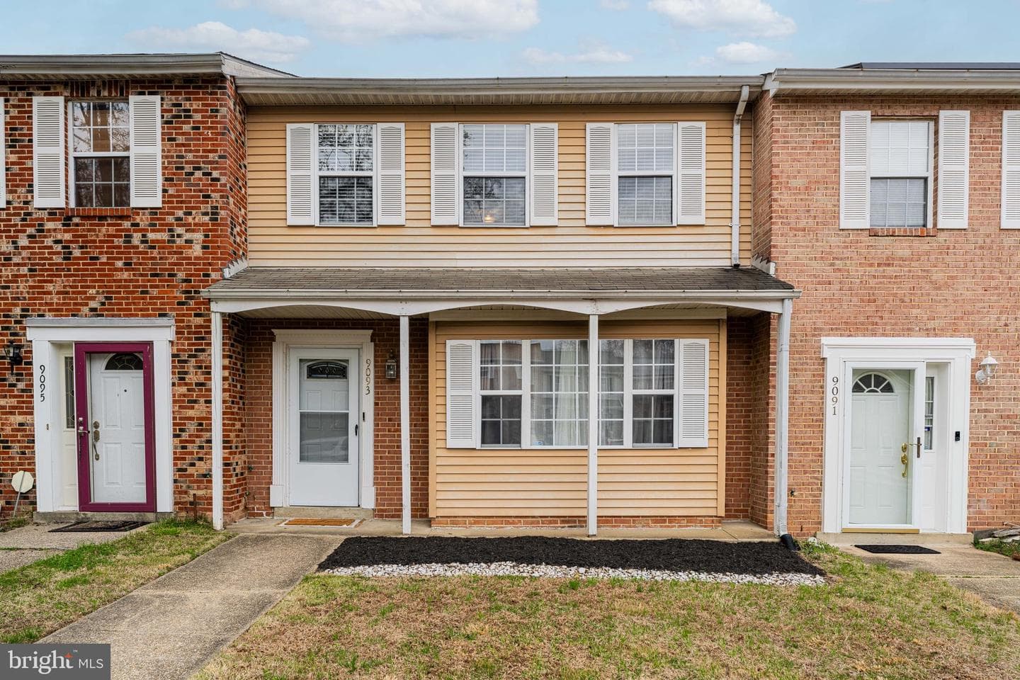 9093 Florin Way photo 2