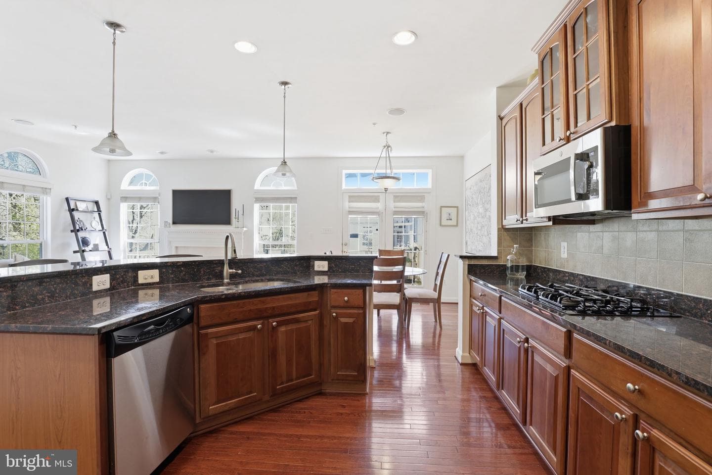 2200 Barnstable Drive photo 10