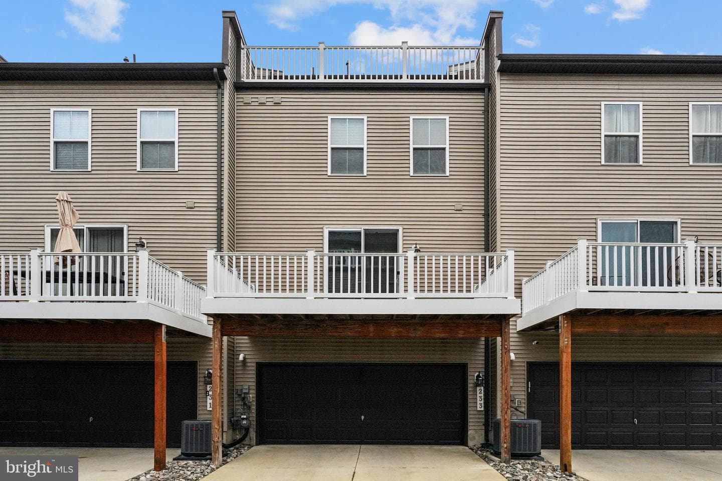 233 Albany Place photo 24