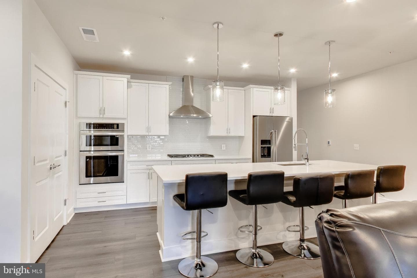 106 Saint Ives Place #408 photo 8