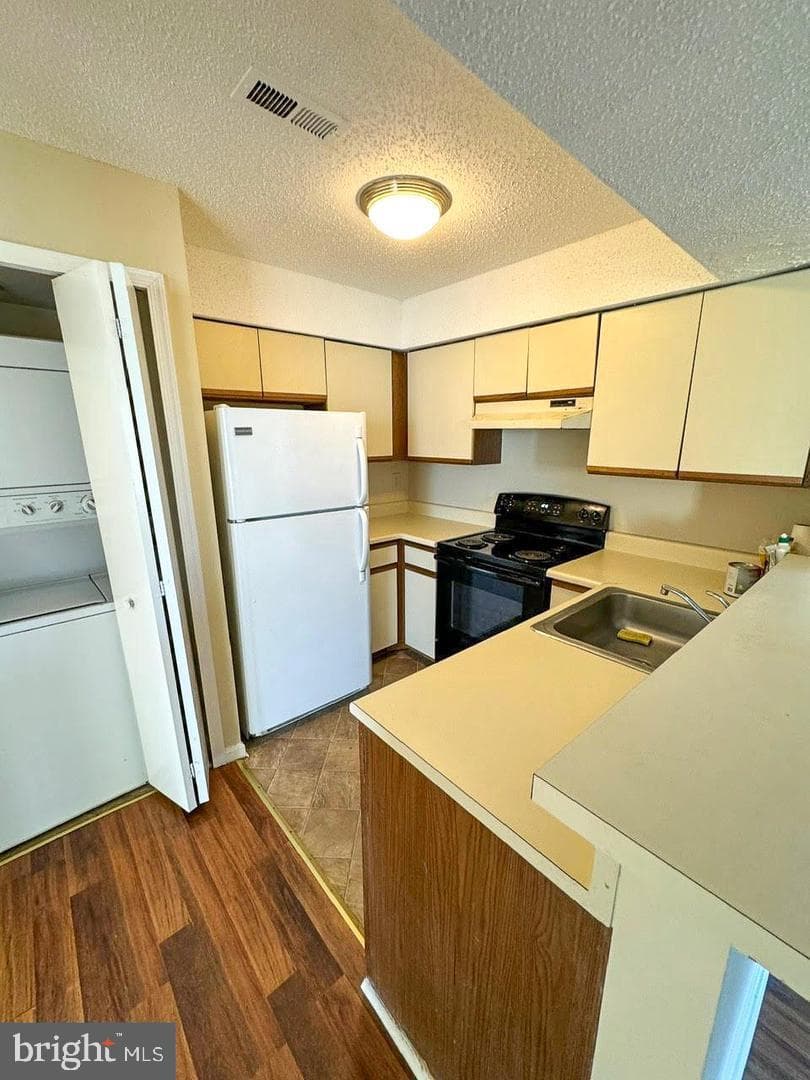 14111 William Street #17-F photo 10