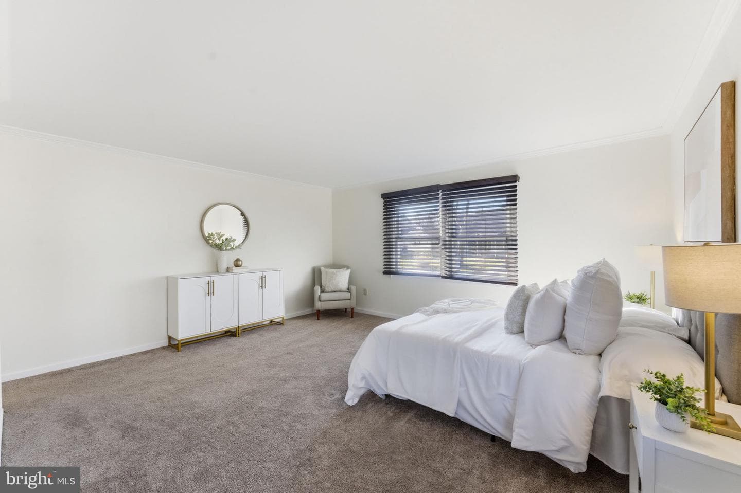 12413 Sarah Lane photo 37