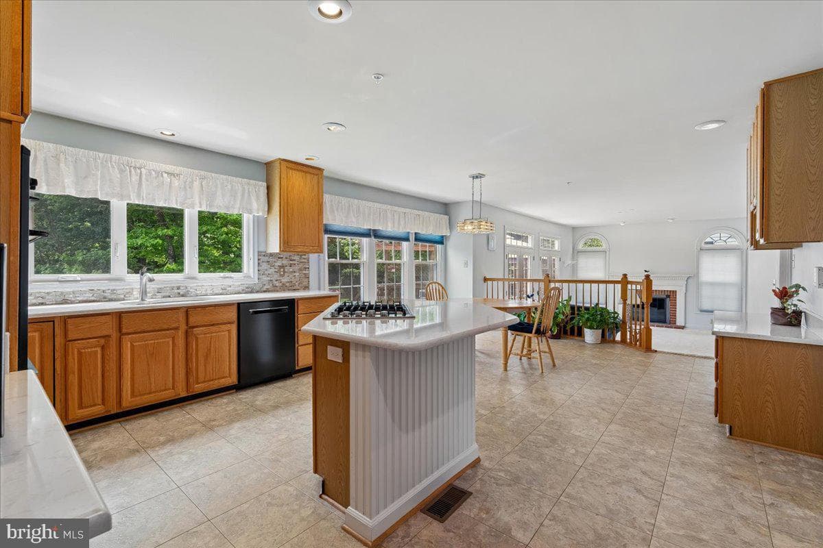 12005 Backus Drive photo 17
