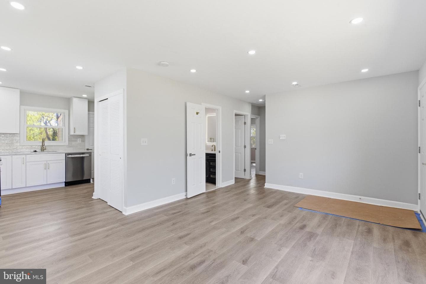 3719 Ingalls Avenue photo 3