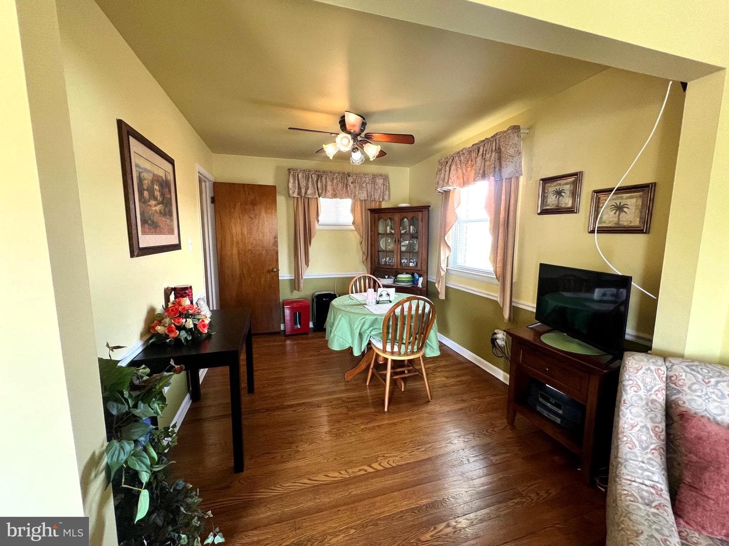 3105 Viceroy Avenue photo 7
