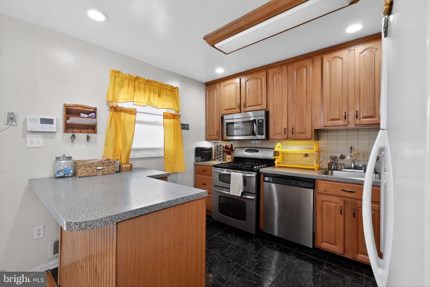 120 W Mill Avenue photo 11