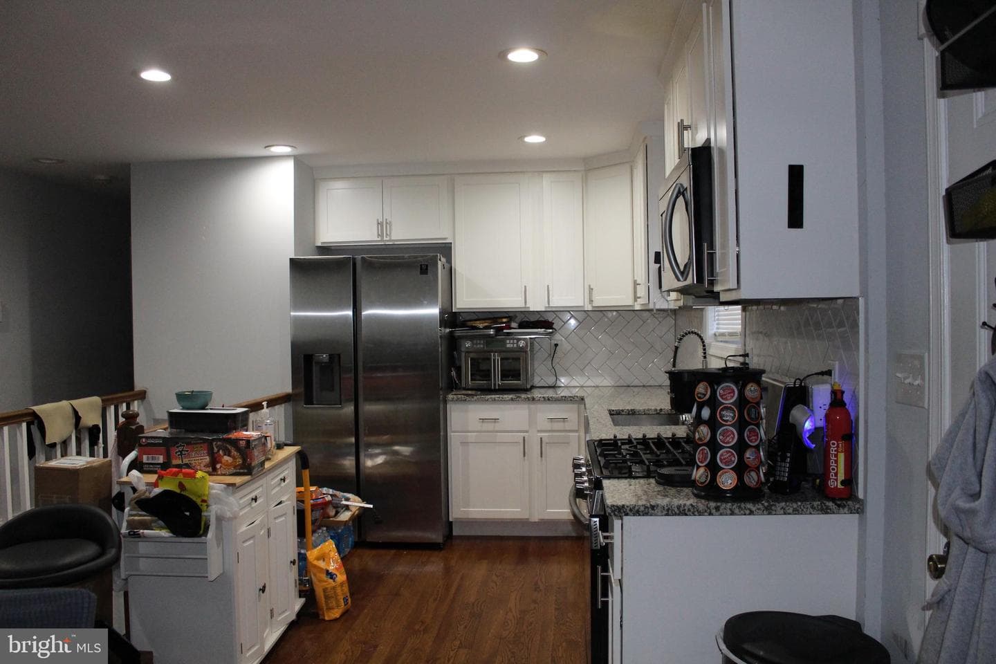 4706 Heath Street photo 9