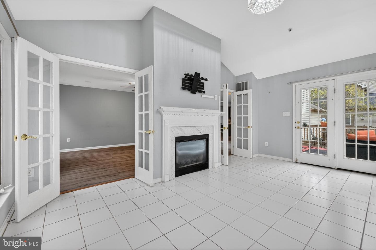 1115 Danbury Drive photo 19