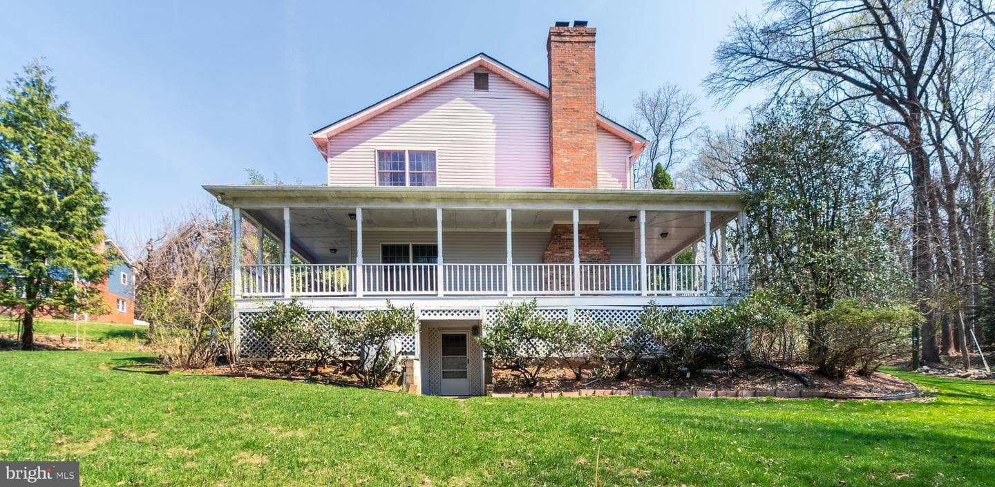 3300 Rosemary Lane photo 7