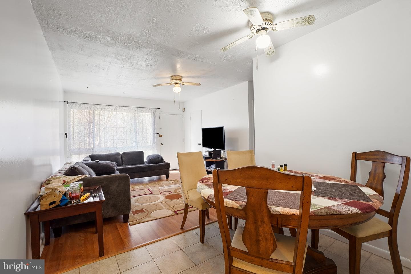 7523 Greenleaf Road photo 11