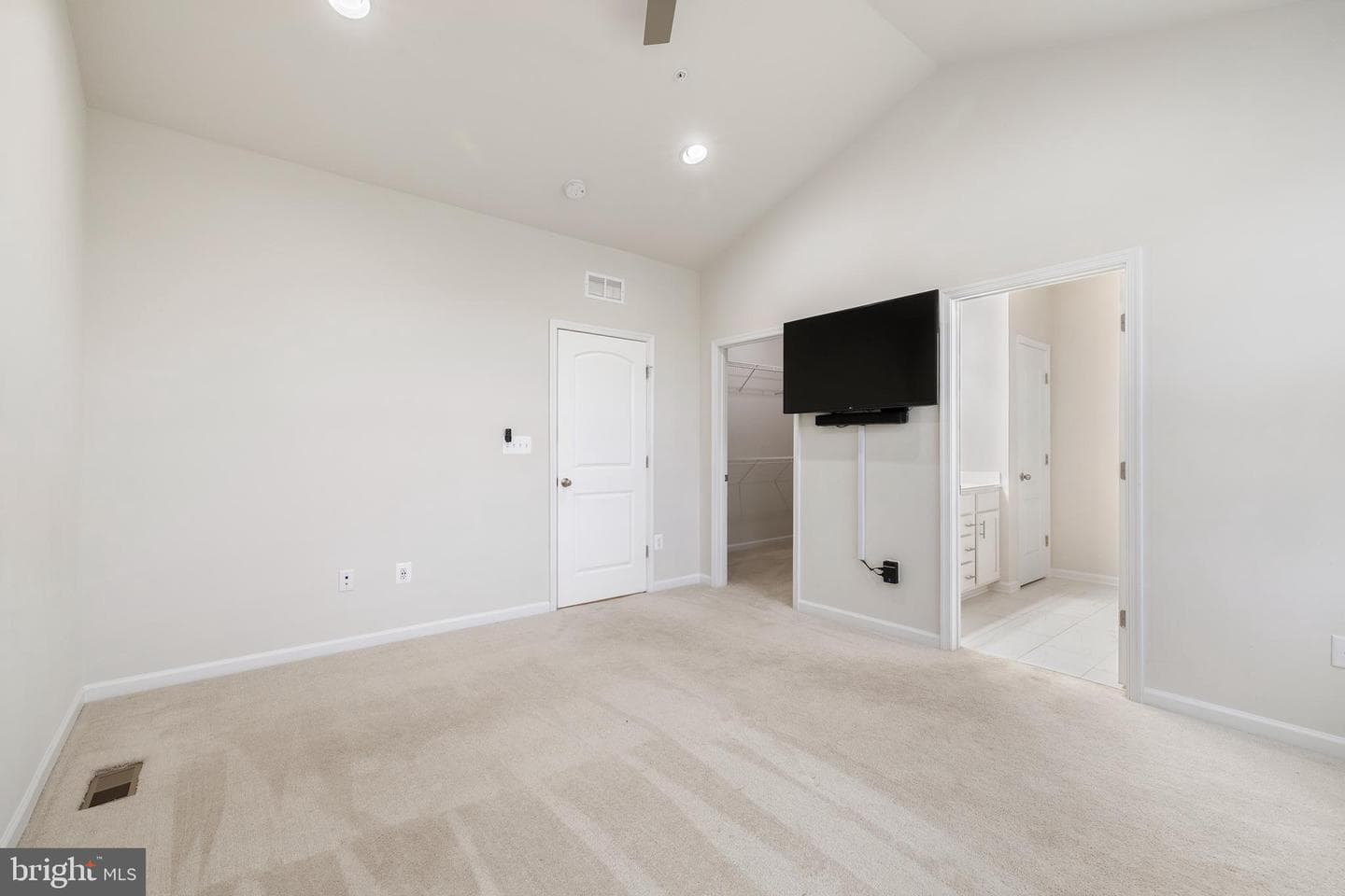 1076 Overlook Way photo 20