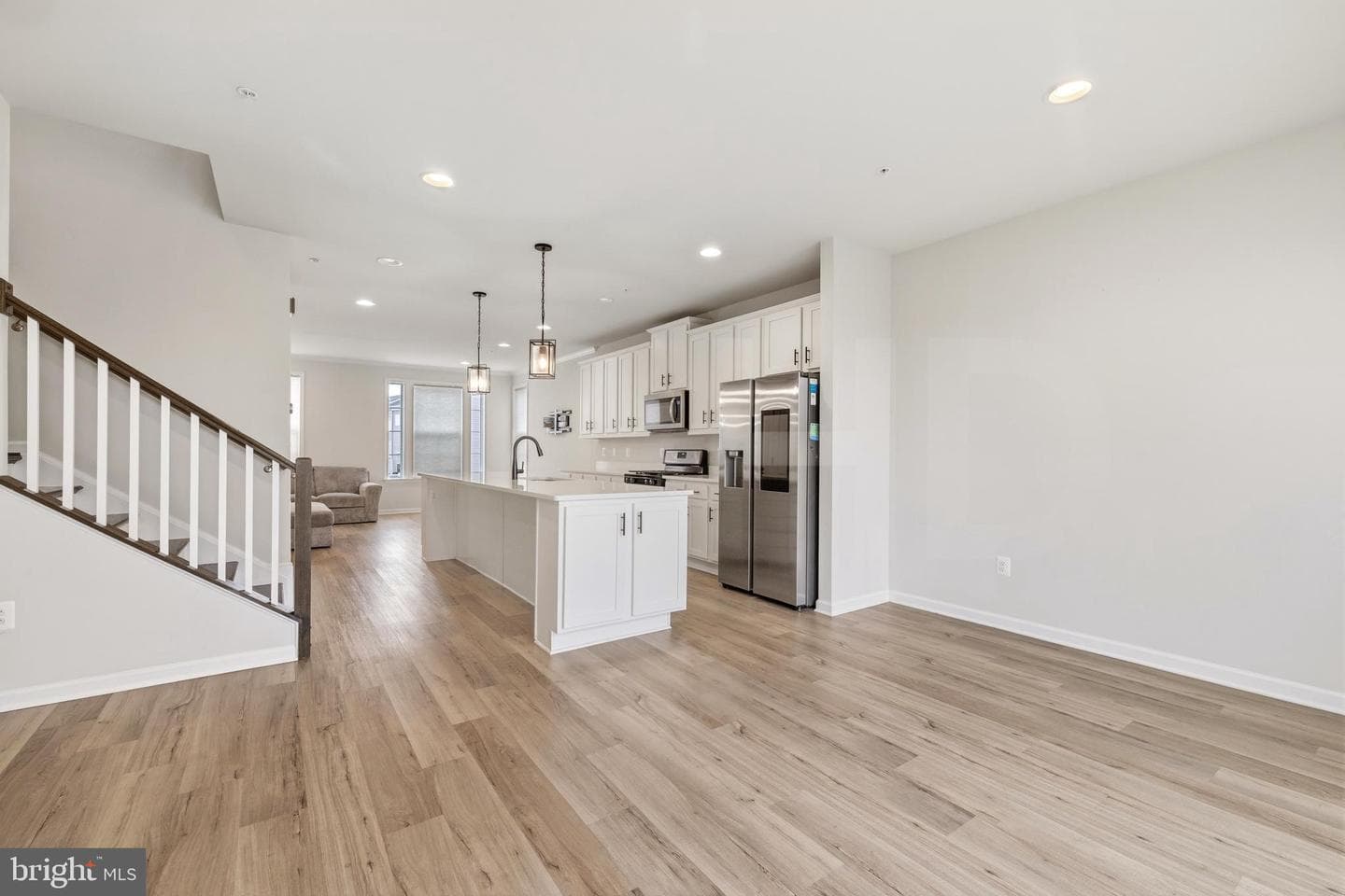 1076 Overlook Way photo 9