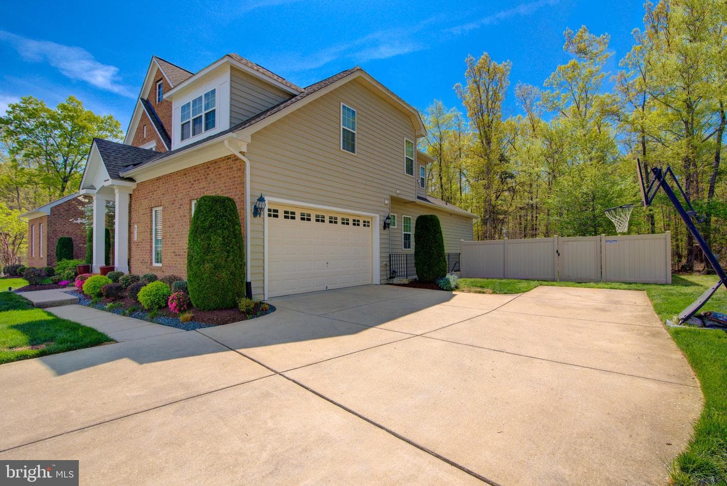 6711 Chatham Park Drive photo 3