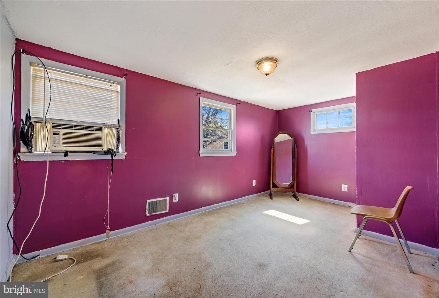 749 Audrey Lane photo 19