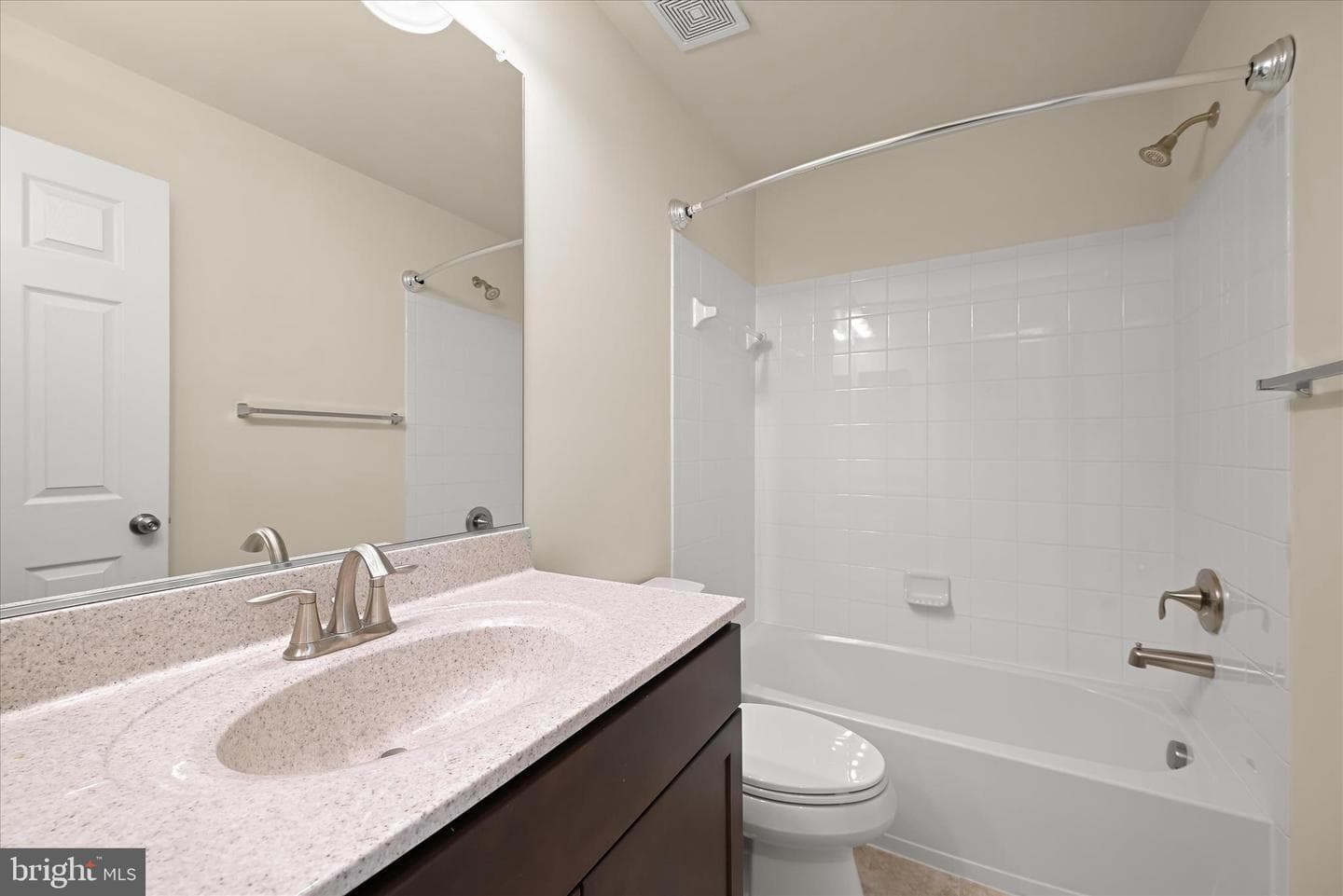 7204 Barrberry Lane photo 25